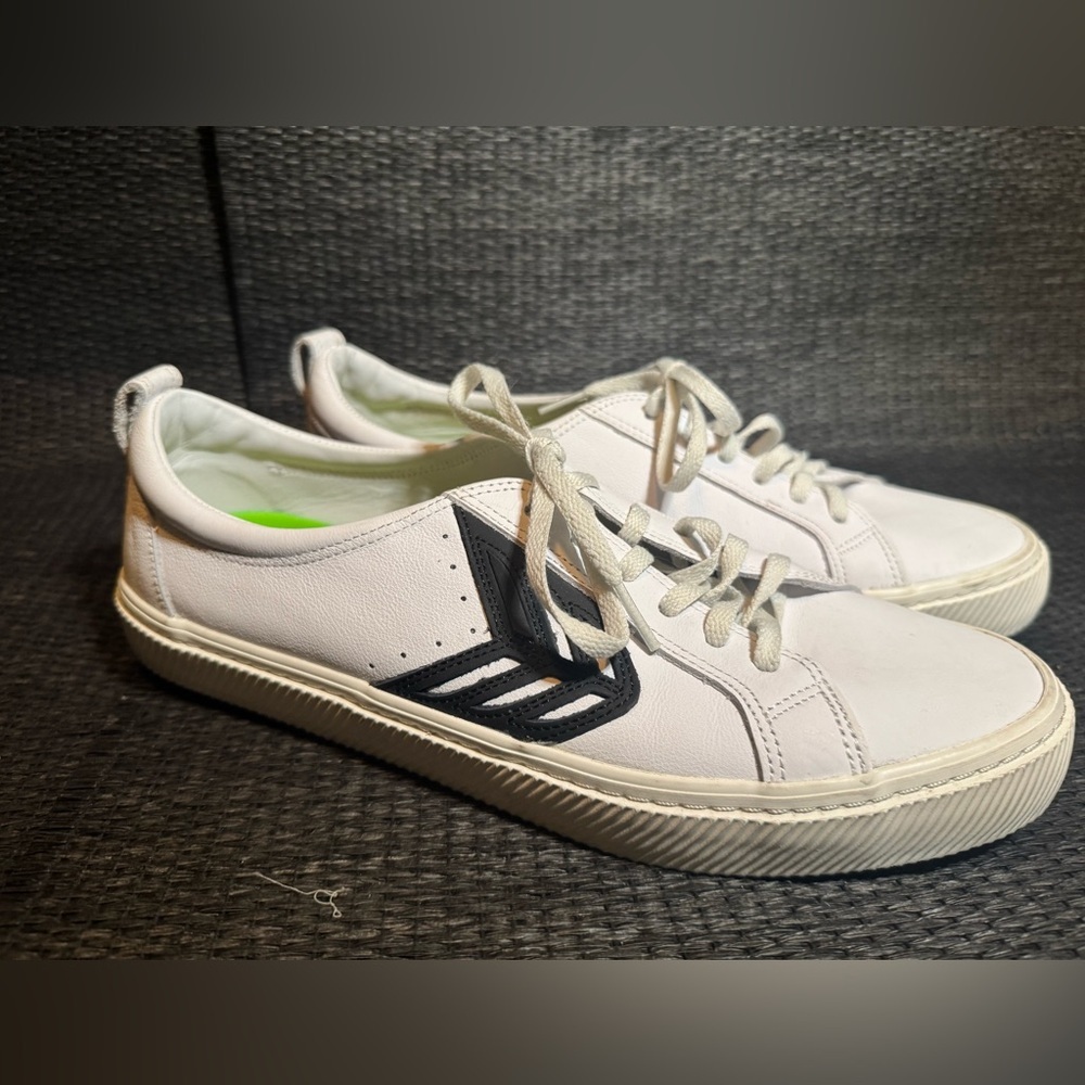Cariuma Unisex CATIBA PRO Canvas Logo Sneaker Off-White Vintage Mens 11